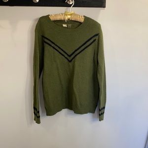 Cozy Roxy light sweater size M